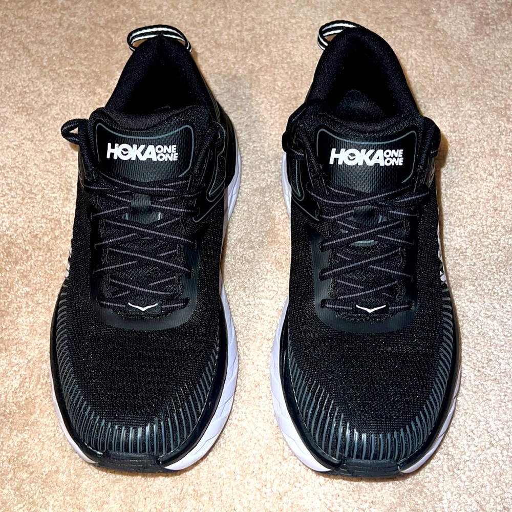 HOKAs Bondi 7 like NEW w/o box Womens